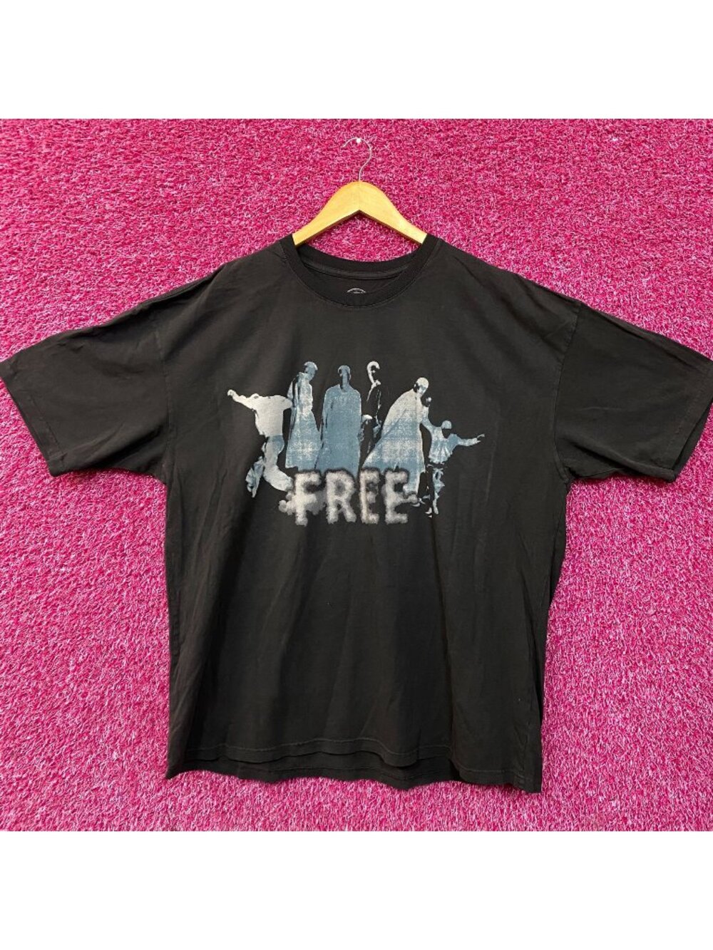 Kid Cudi “Free” Album “One Night Only” Graphic T-Shirt XXL